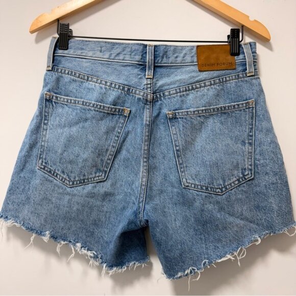 Aritzia Denim Forum The Ex-BF High Rise Tight Shorts Size 26 - Picture 3 of 8